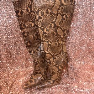 Snake print PLT Fashion Boots; Very Y2K